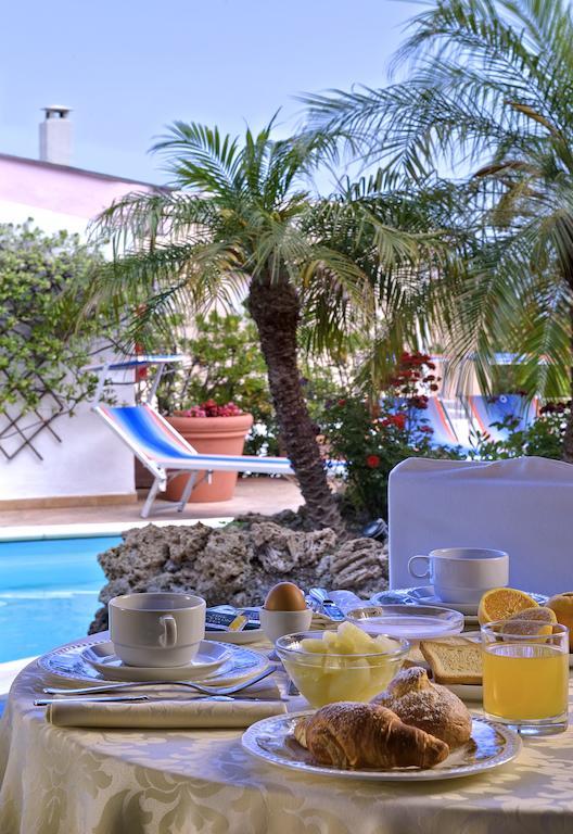 Hotel Carlo Magno Forio di Ischia 外观 照片