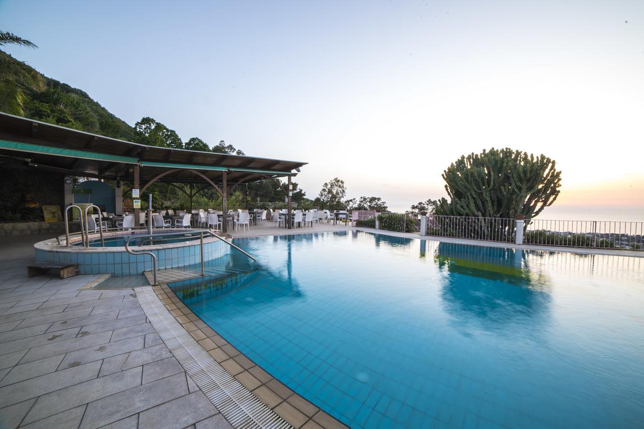 Hotel Carlo Magno Forio di Ischia 外观 照片