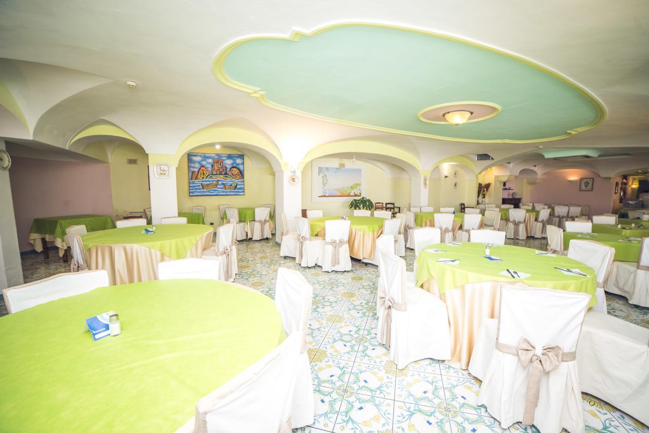 Hotel Carlo Magno Forio di Ischia 外观 照片