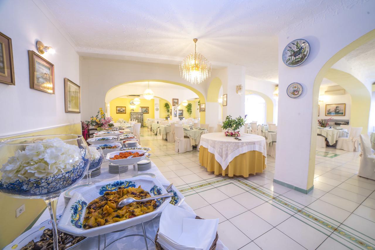 Hotel Carlo Magno Forio di Ischia 外观 照片